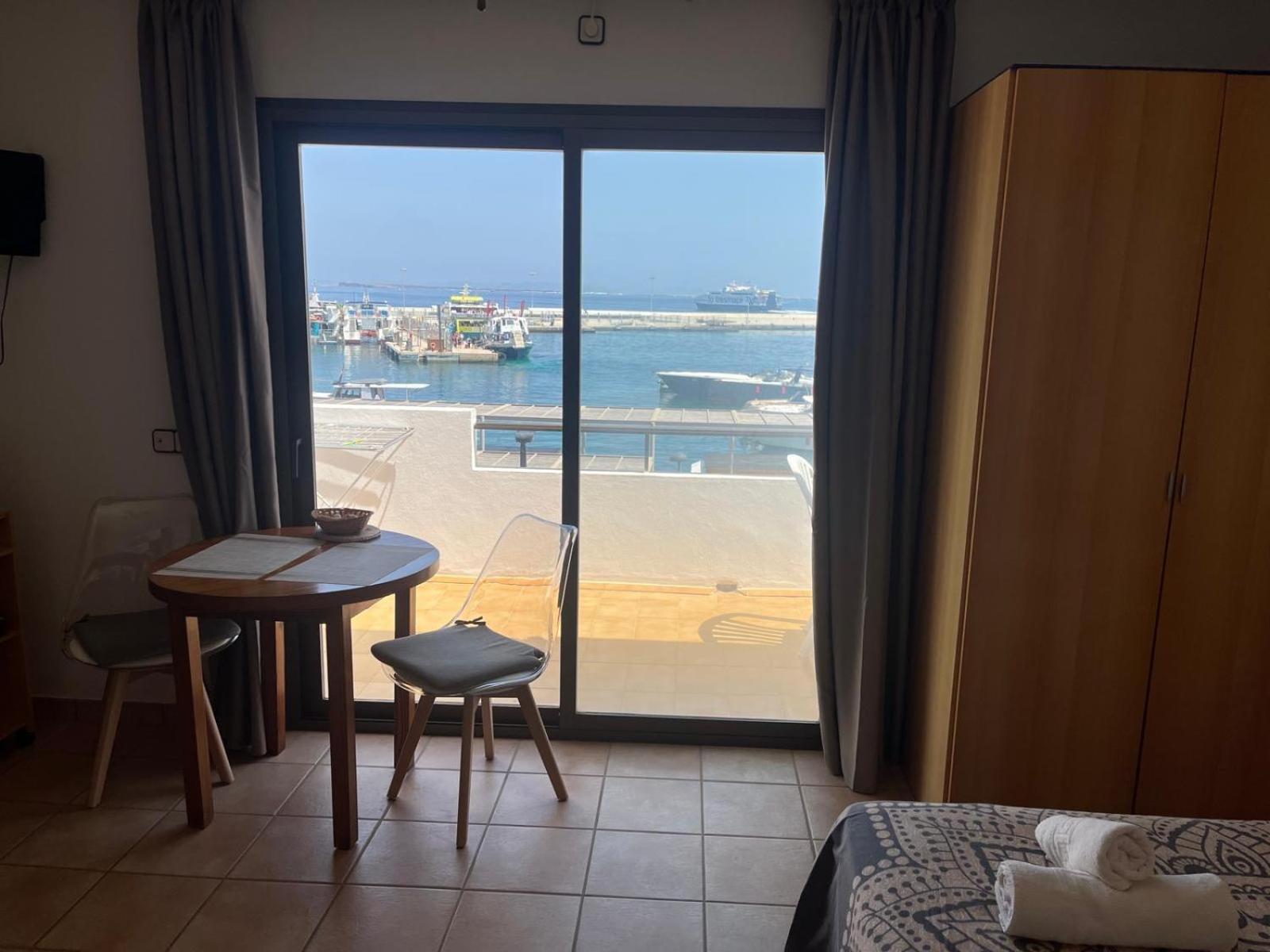 Apartamentos Mar I Vent Puerto De La Savina  Luaran gambar