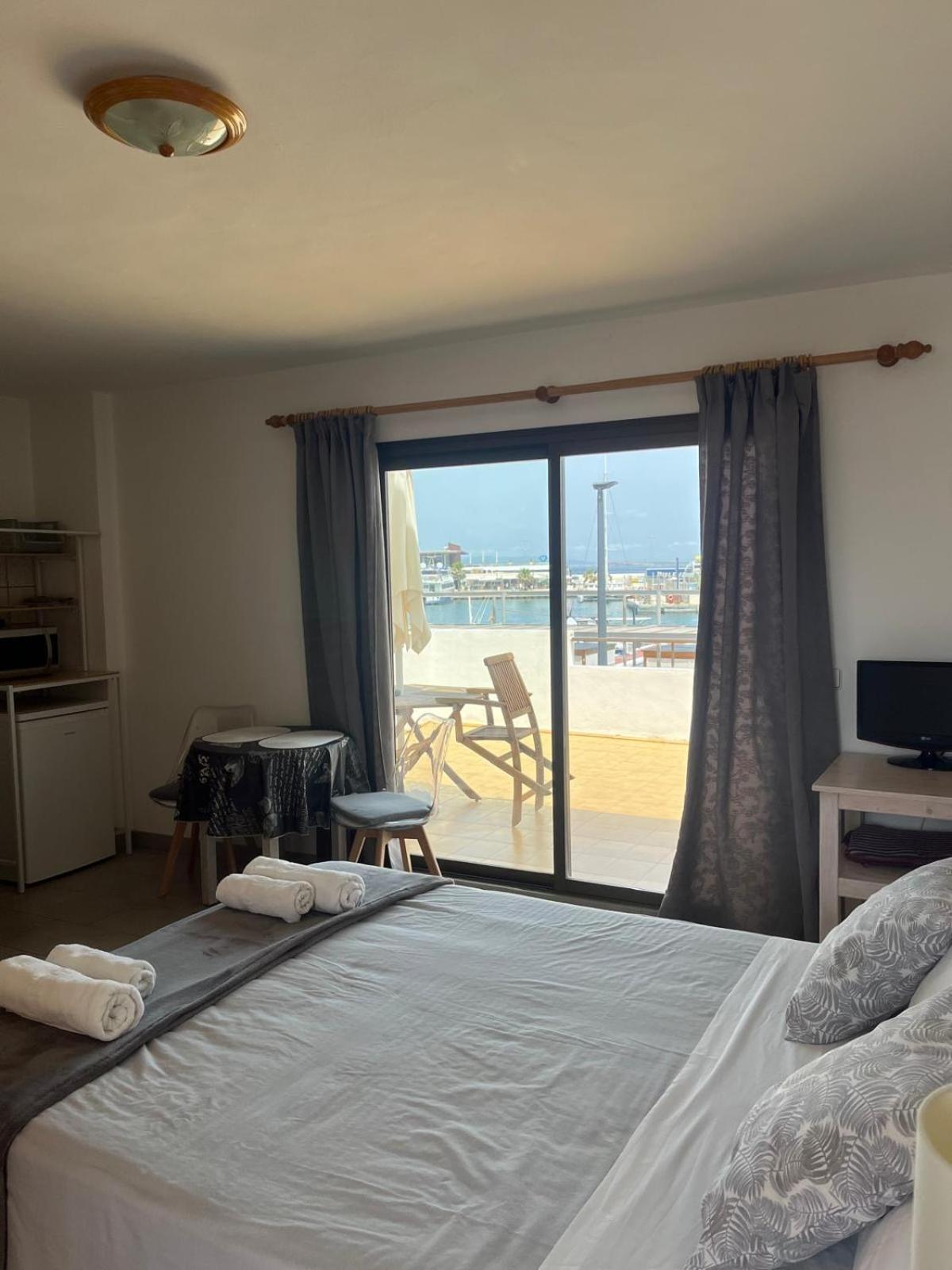 Apartamentos Mar I Vent Puerto De La Savina  Luaran gambar