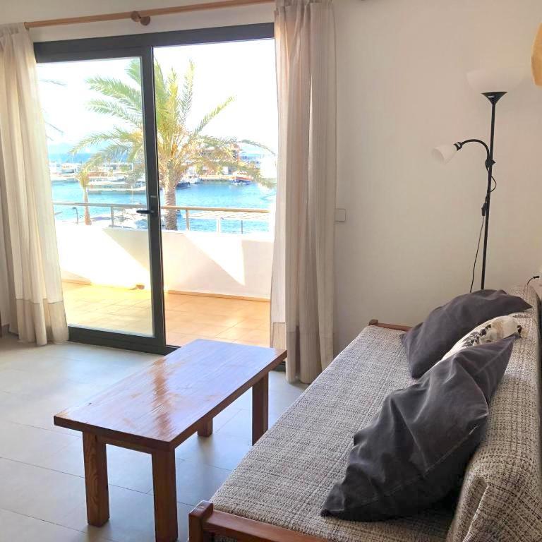 Apartamentos Mar I Vent Puerto De La Savina  Luaran gambar