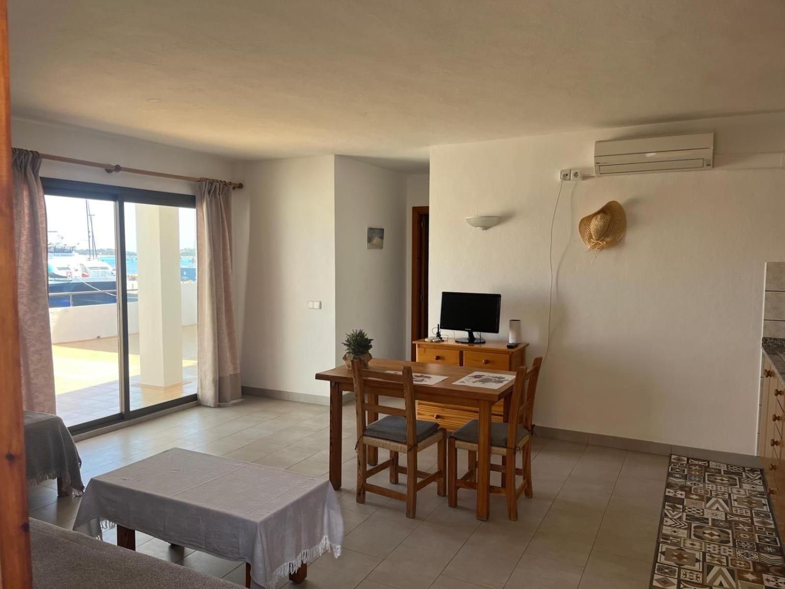 Apartamentos Mar I Vent Puerto De La Savina  Luaran gambar