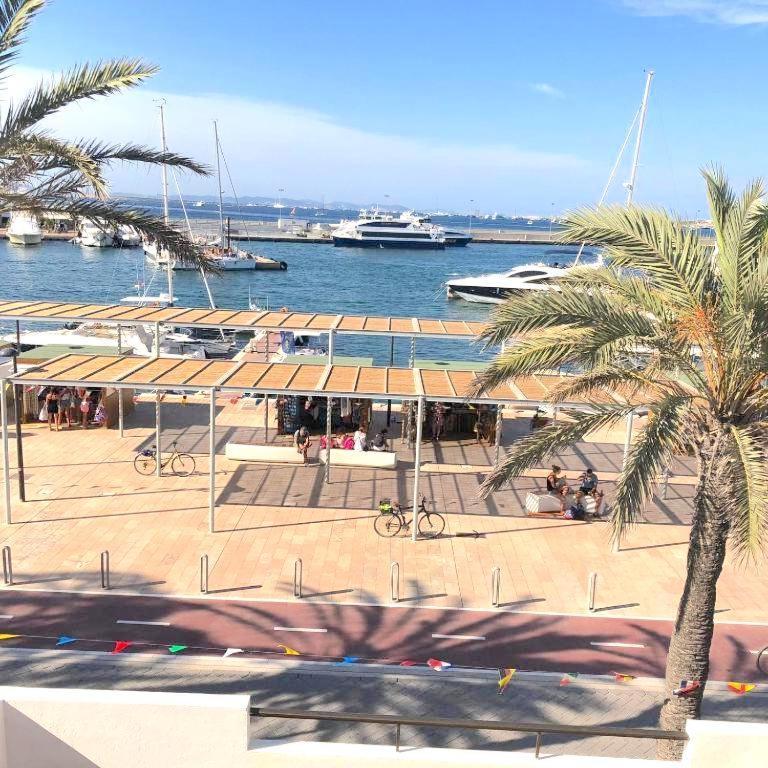 Apartamentos Mar I Vent Puerto De La Savina  Luaran gambar