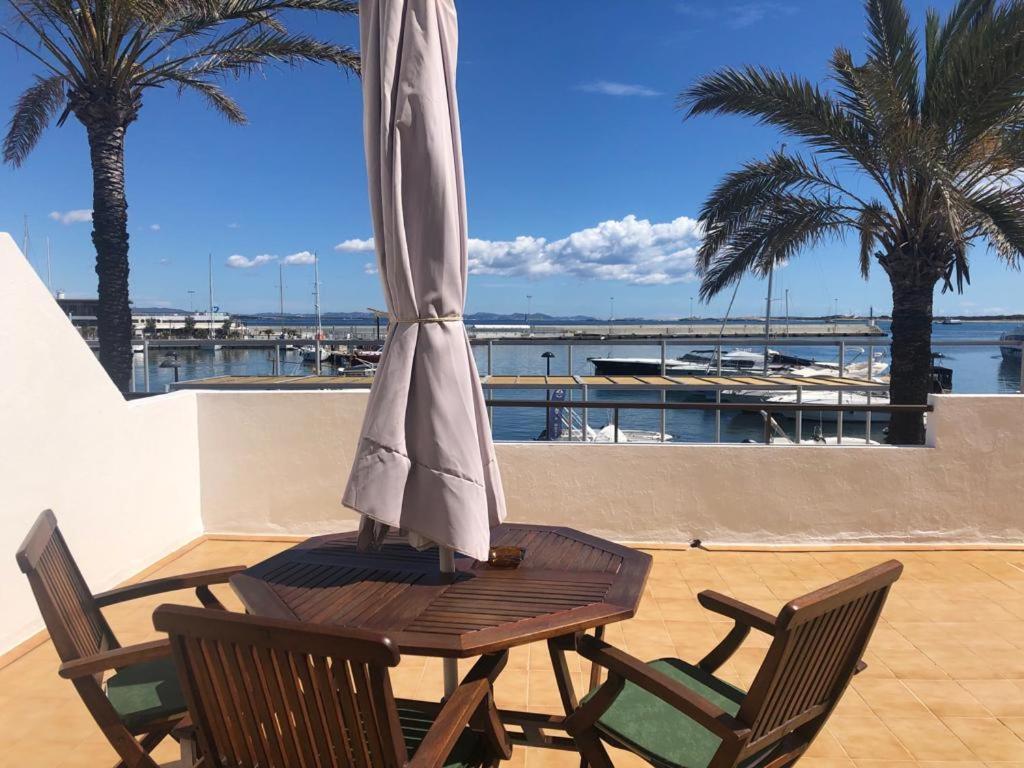 Apartamentos Mar I Vent Puerto De La Savina  Luaran gambar